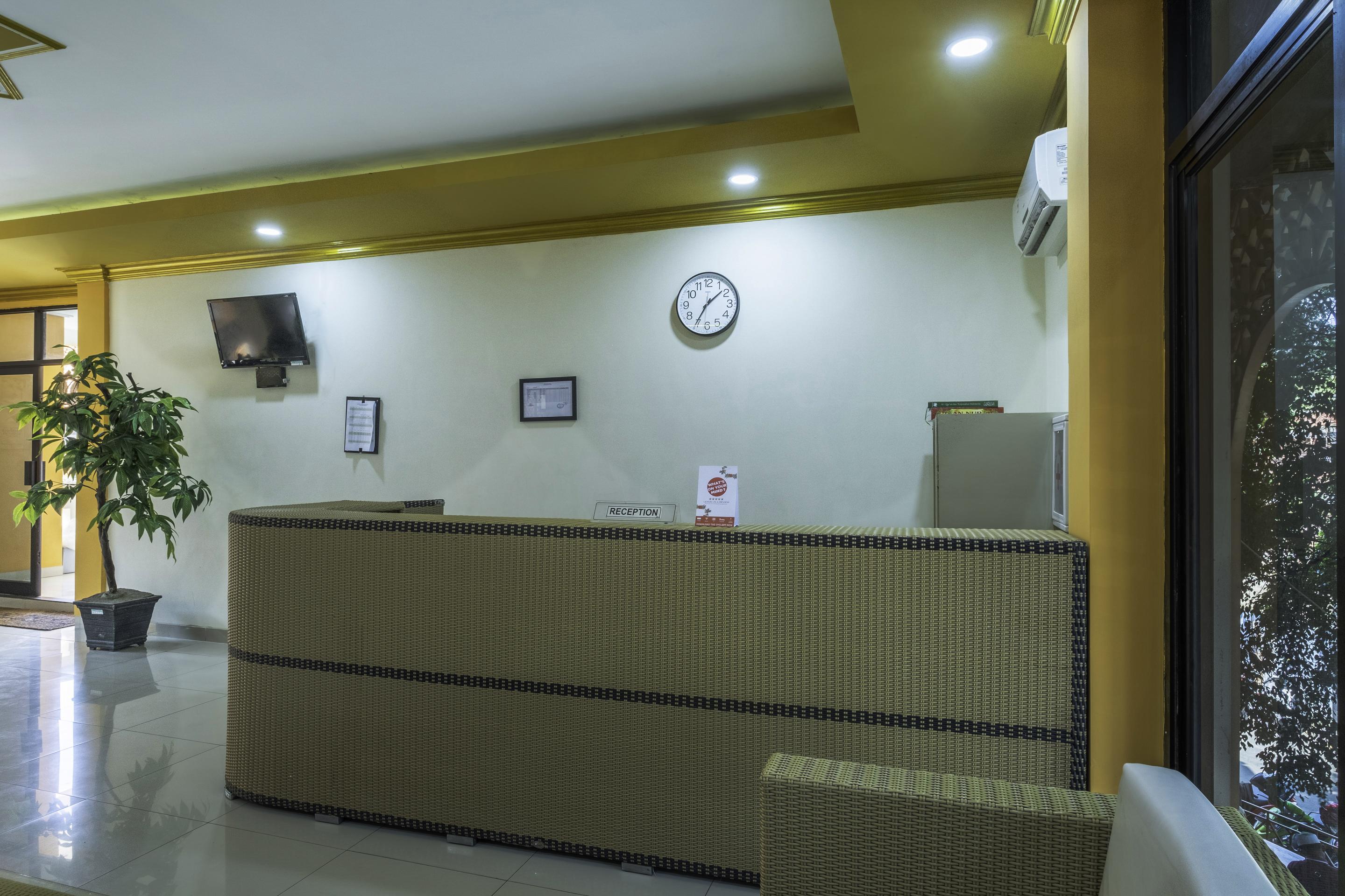Oyo 2132 Pondok Avicenna Cirebon Exteriér fotografie