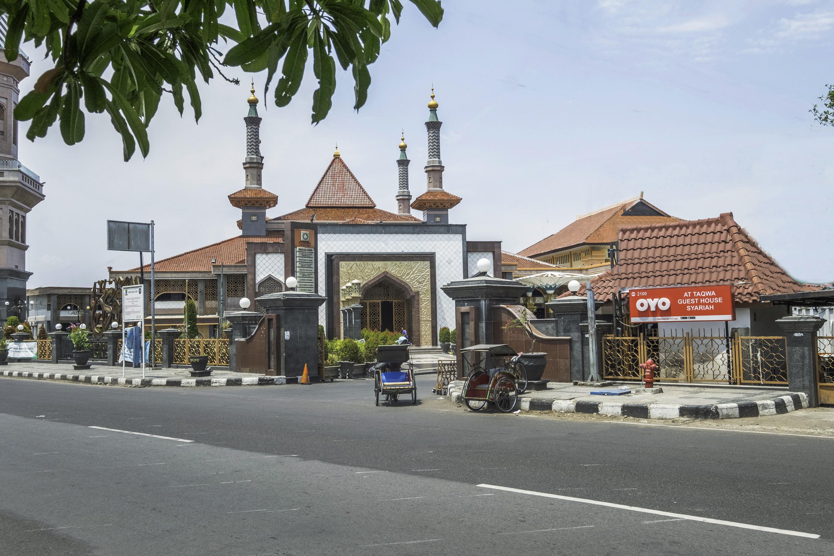 Oyo 2132 Pondok Avicenna Cirebon Exteriér fotografie